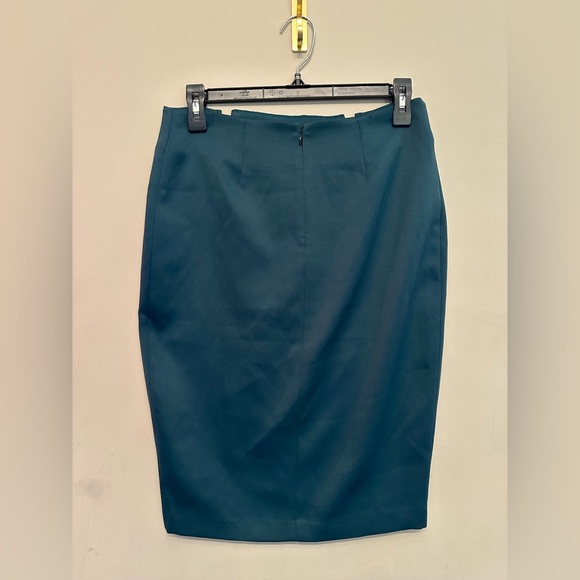 Betina Embroidered Navy Pencil Skirt w/Zipper Details Size XS - Picture 5 of 6